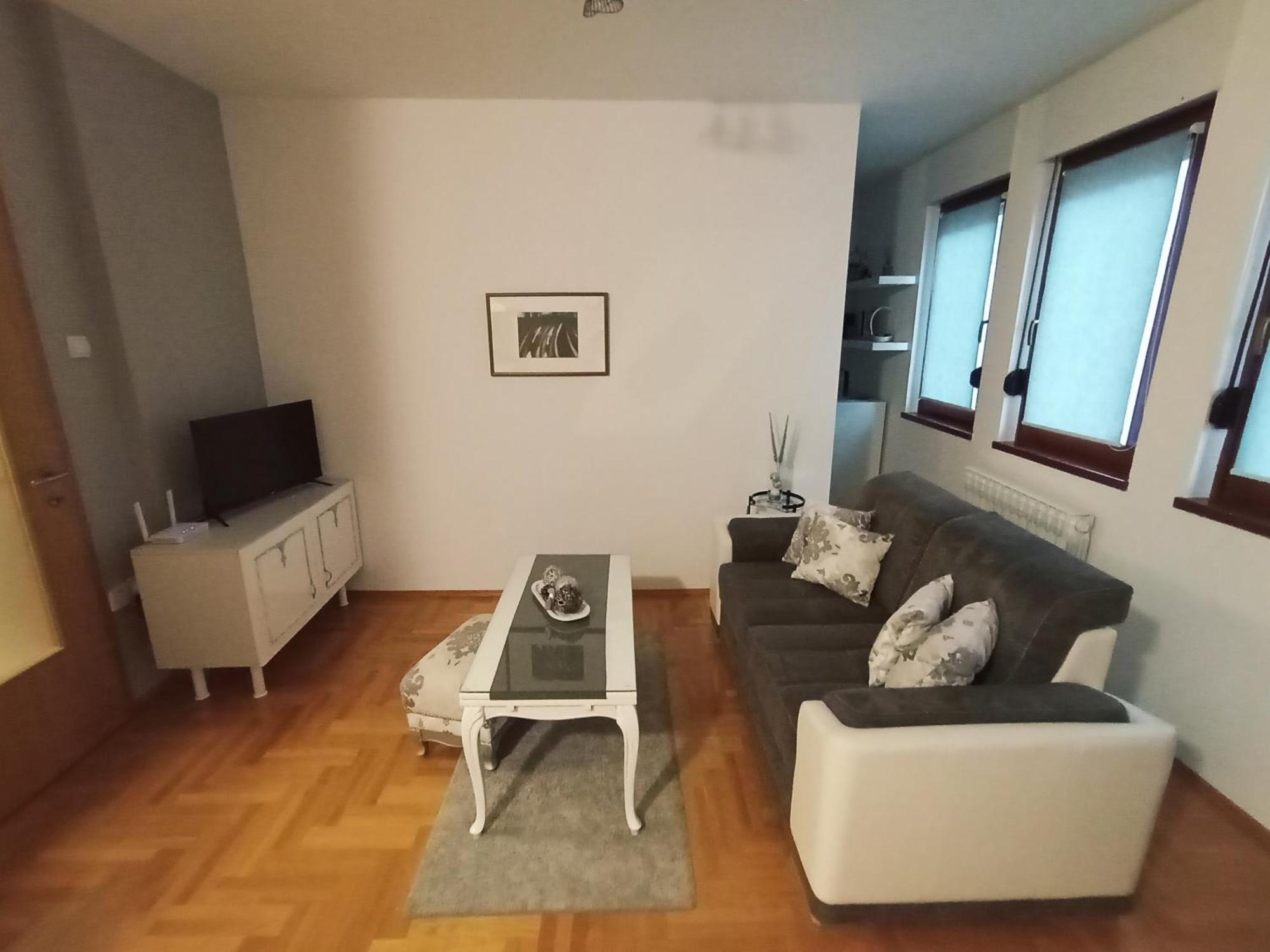 All White Banja Luka Exterior photo