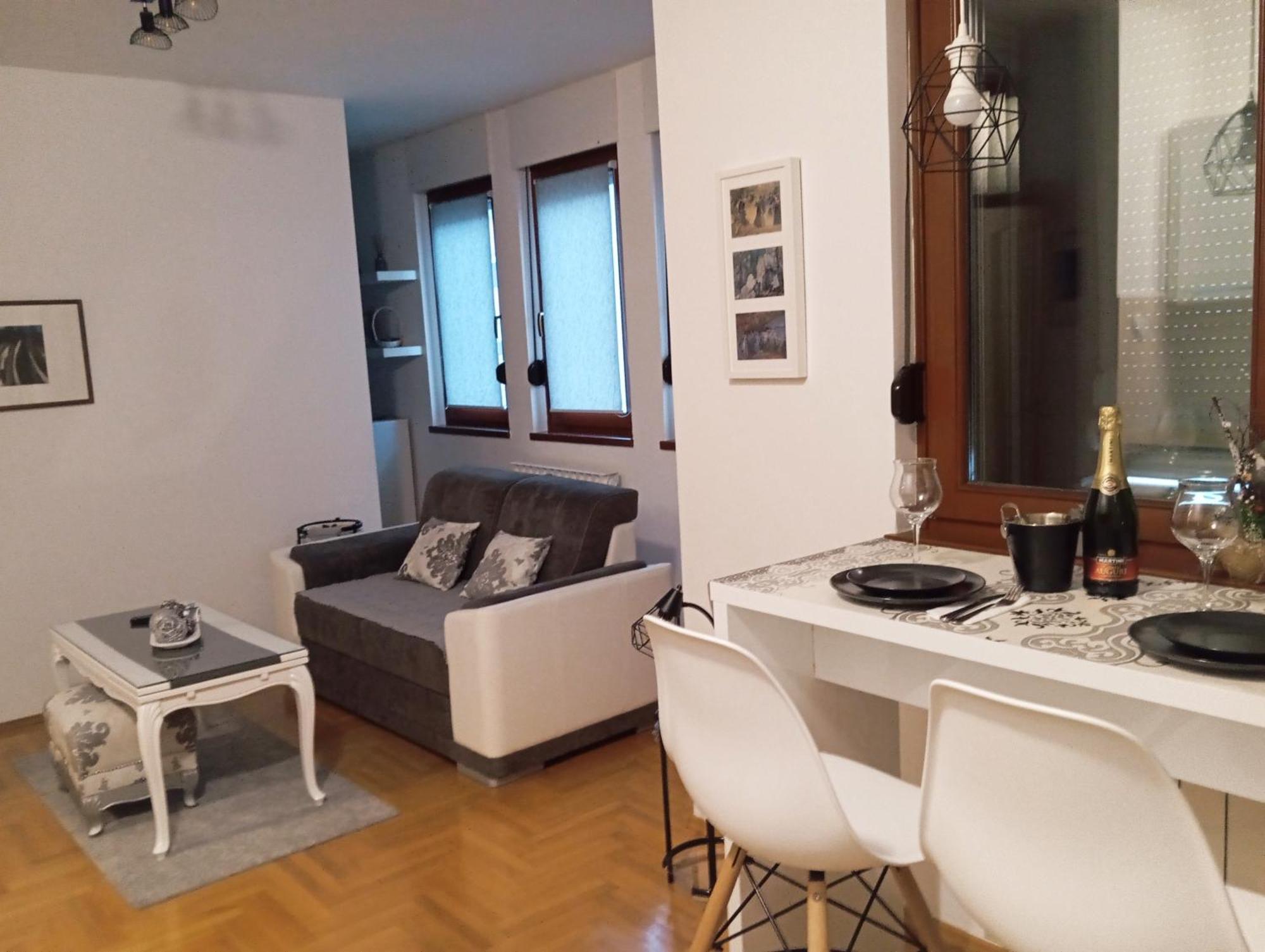 All White Banja Luka Exterior photo